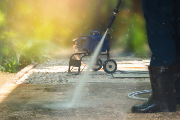 Best Soft Washing  in Belpre, OH